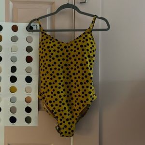 Yellow & Black Polla-dot Swimsuit